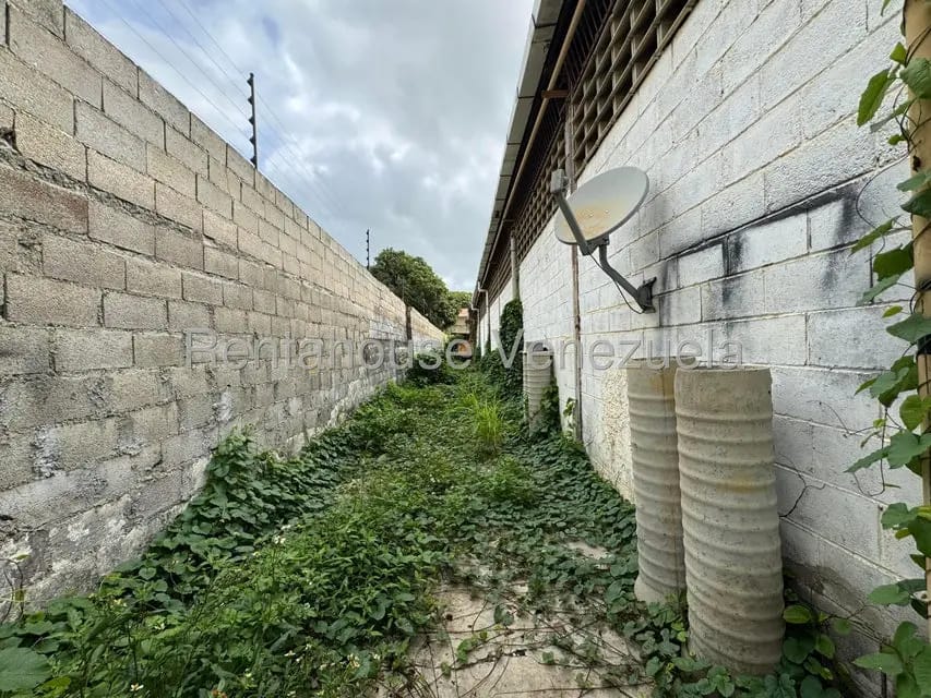 Comercial (Galpon - Deposito) en Venta en Alvarenga, Miranda - 23