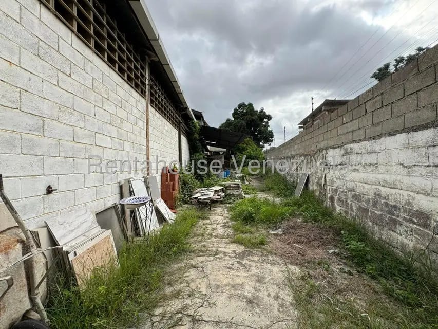Comercial (Galpon - Deposito) en Venta en Alvarenga, Miranda - 24