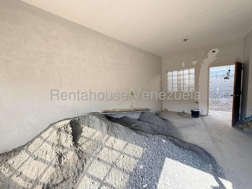 Casa (Duplex) en Venta en Casa Linda, Lara - 2