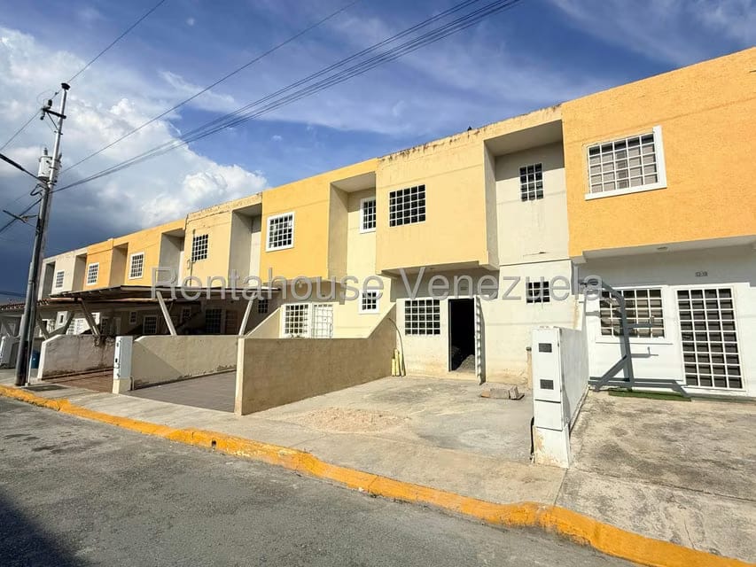 Casa (Duplex) en Venta en Casa Linda, Lara - 24