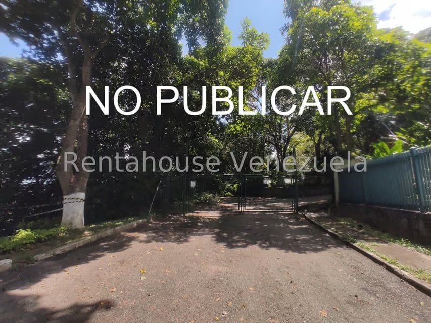 Terreno (Comercial) en Venta en Colinas de Bello Monte, Distrito Metropolitano - 2