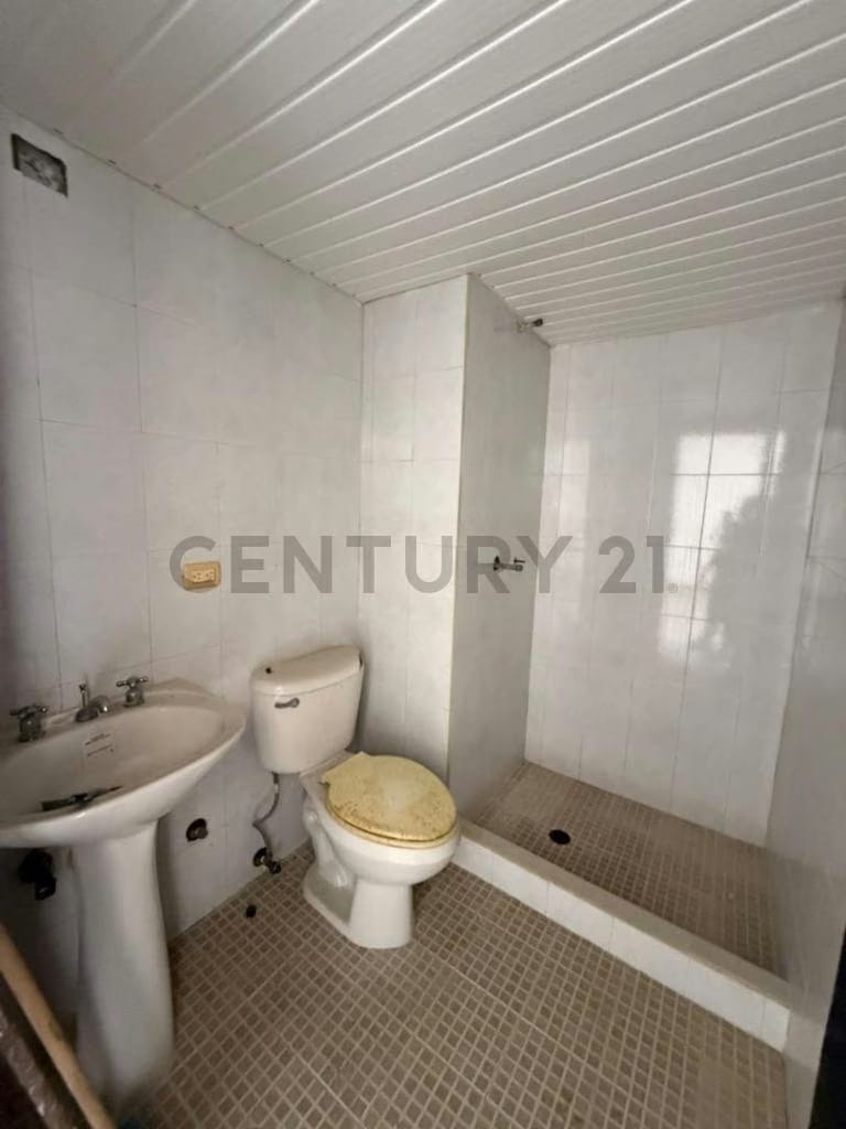 APARTAMENTO DUPLEX EN VENTA LECHERIA - 15