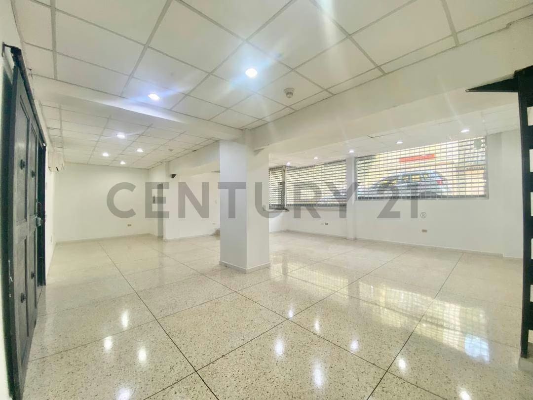 Alquiler local comercial centro - 2