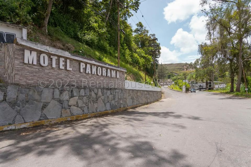 Comercial (Edificio) en Venta en San Antonio, Miranda - 2