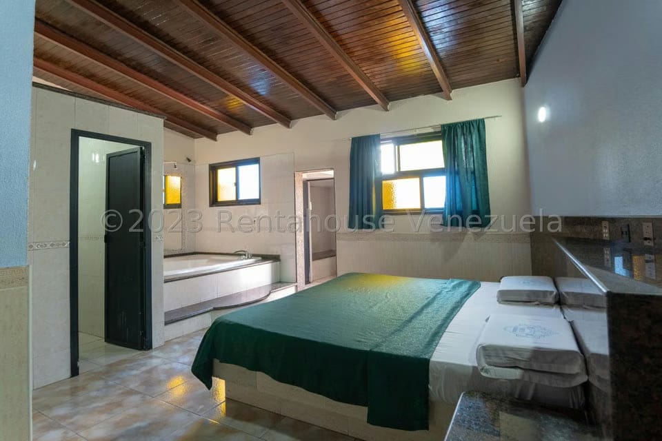 Comercial (Edificio) en Venta en San Antonio, Miranda - 19