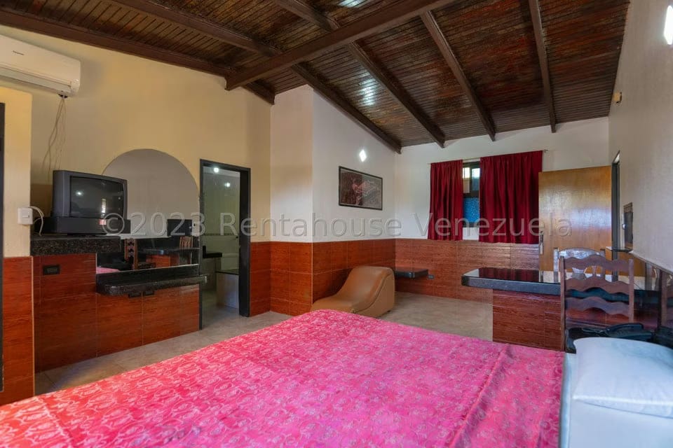 Comercial (Edificio) en Venta en San Antonio, Miranda - 29
