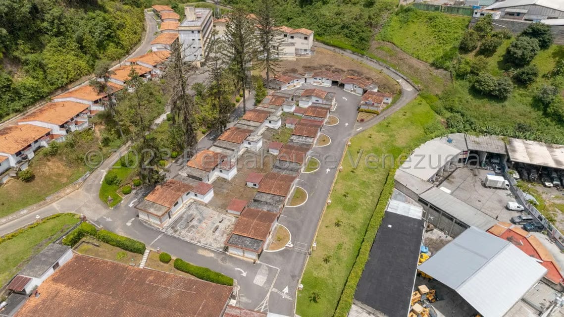 Comercial (Edificio) en Venta en San Antonio, Miranda - 4