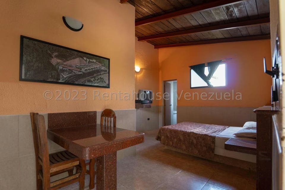 Comercial (Edificio) en Venta en San Antonio, Miranda - 34