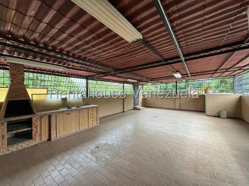 Casa (Multipes Niveles) en Venta en Coche, Distrito Metropolitano - 25