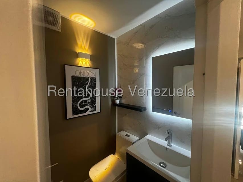 Apartamento (1 Nivel) en Alquiler en Altamira Sur, Distrito Metropolitano - 16