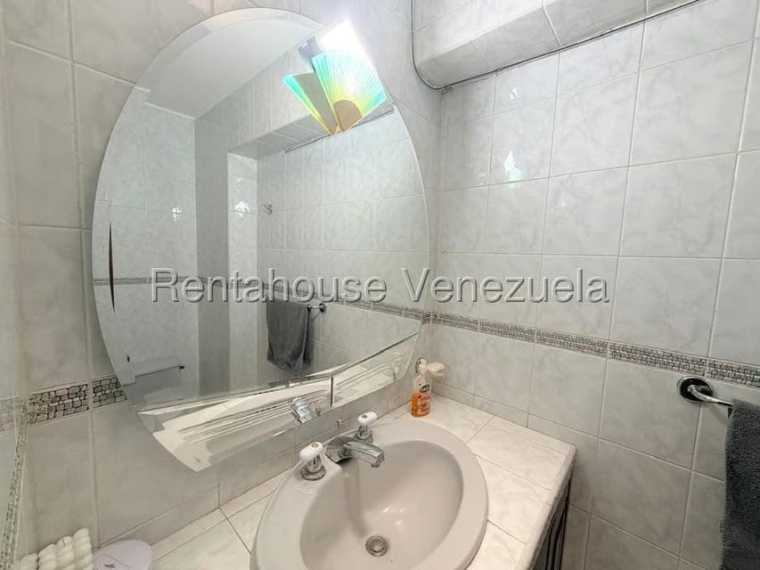 Apartamento (1 Nivel) en Venta en Lomas del Avila, Distrito Metropolitano - 33