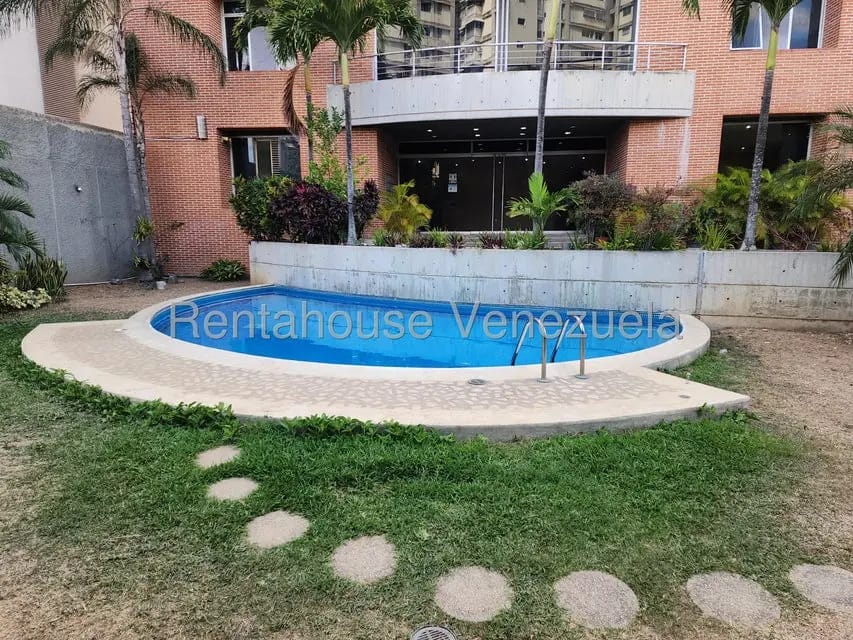 Apartamento (1 Nivel) en Venta en Los Dos Caminos, Distrito Metropolitano - 26