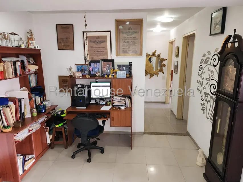 Apartamento (1 Nivel) en Venta en Los Dos Caminos, Distrito Metropolitano - 10