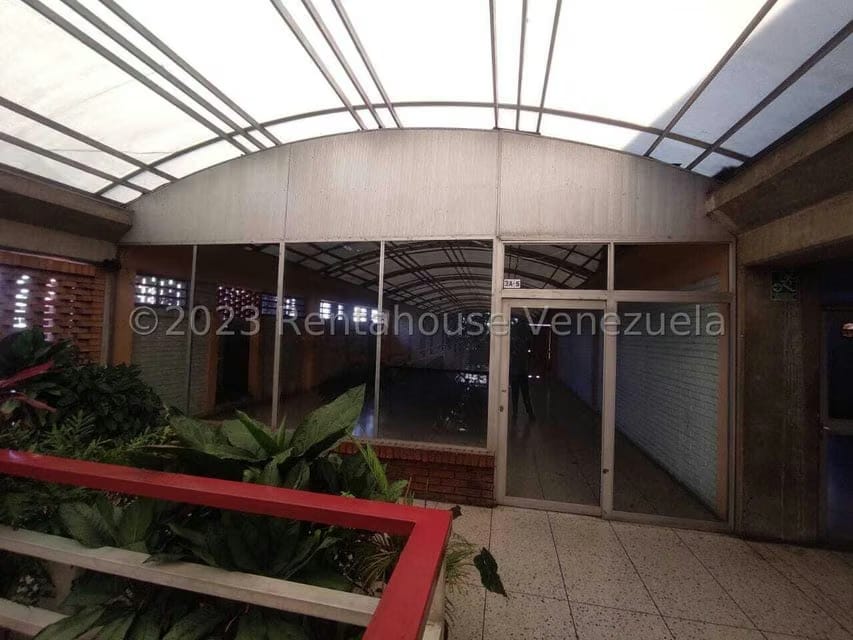 Comercial (Local Comercial) en Alquiler en Centro, Lara - 3