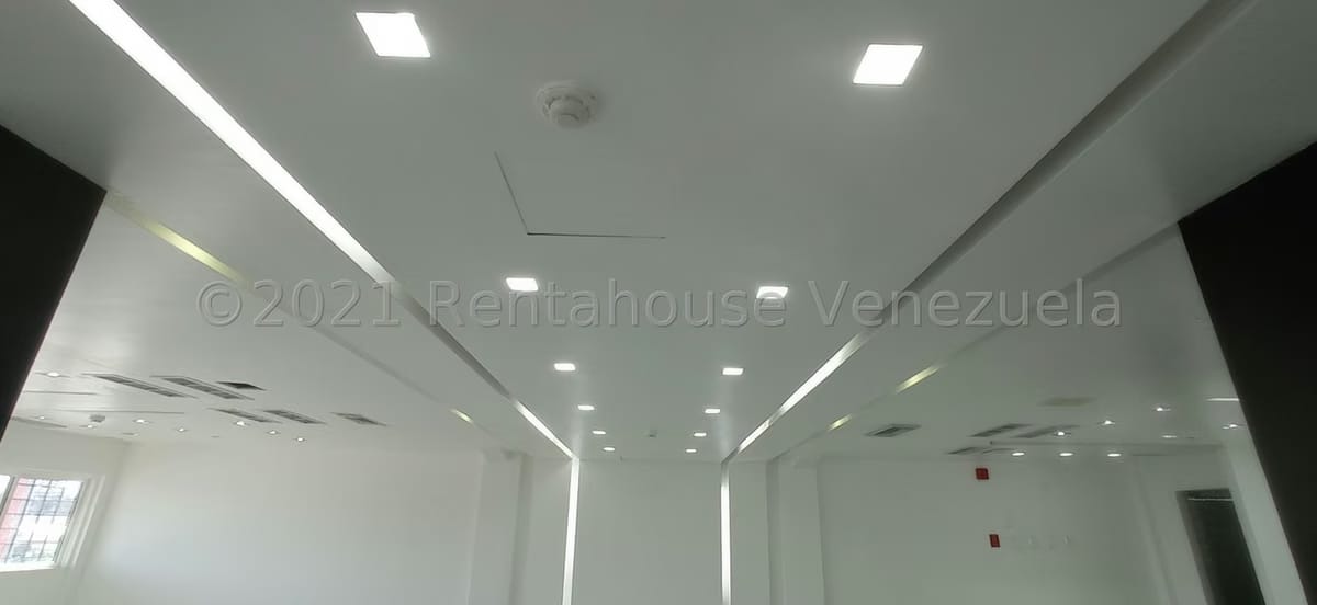 Comercial (Galpon - Deposito) en Alquiler en La Tropicana, Zulia - 13