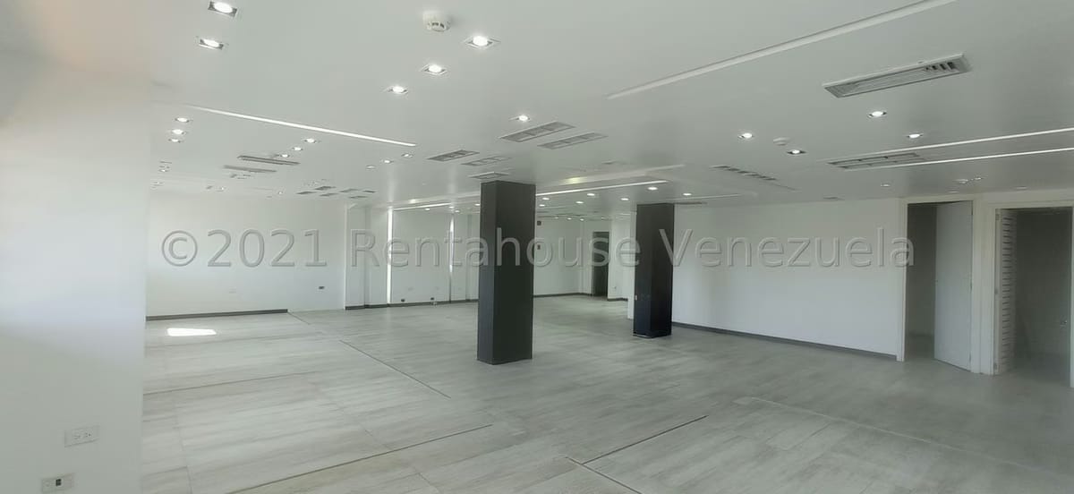 Comercial (Galpon - Deposito) en Alquiler en La Tropicana, Zulia - 8