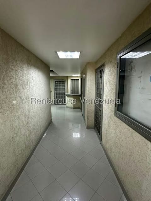 Comercial (Oficina) en Alquiler en La Trinidad, Distrito Metropolitano - 5