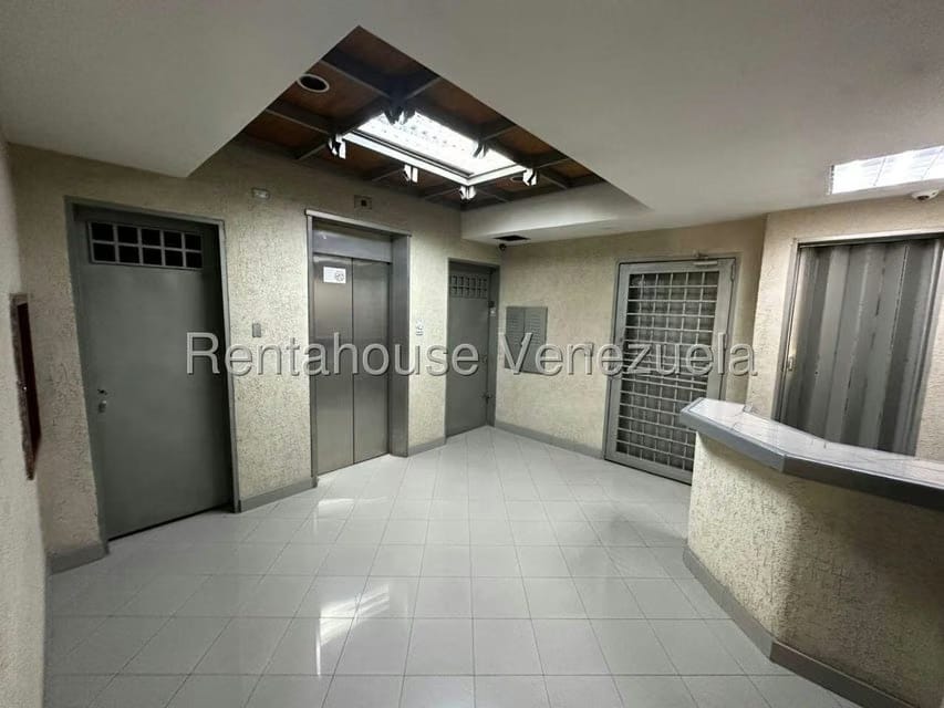 Comercial (Oficina) en Alquiler en La Trinidad, Distrito Metropolitano - 6