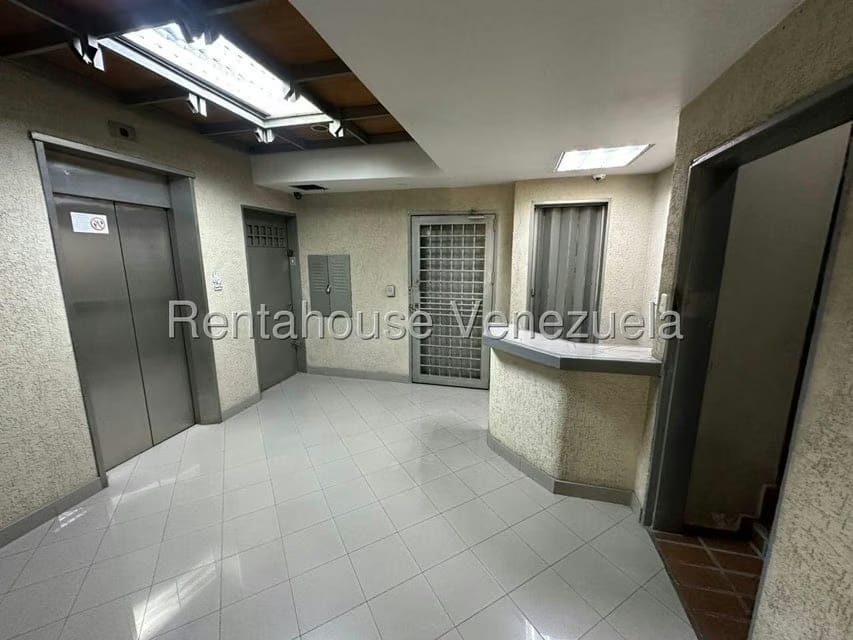 Comercial (Oficina) en Alquiler en La Trinidad, Distrito Metropolitano - 7