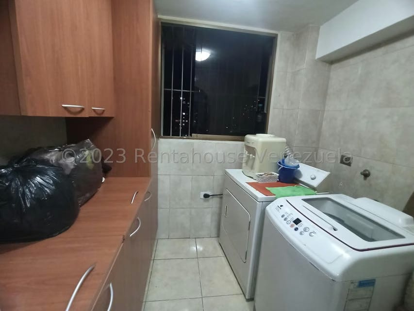 Apartamento (1 Nivel) en Venta en El Paraiso, Distrito Metropolitano - 11