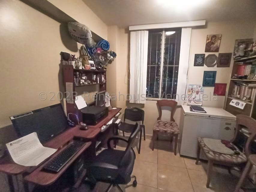Apartamento (1 Nivel) en Venta en El Paraiso, Distrito Metropolitano - 12
