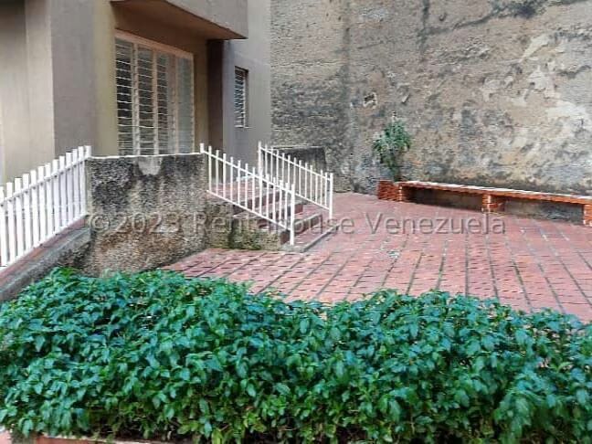 Apartamento (1 Nivel) en Venta en El Paraiso, Distrito Metropolitano - 25