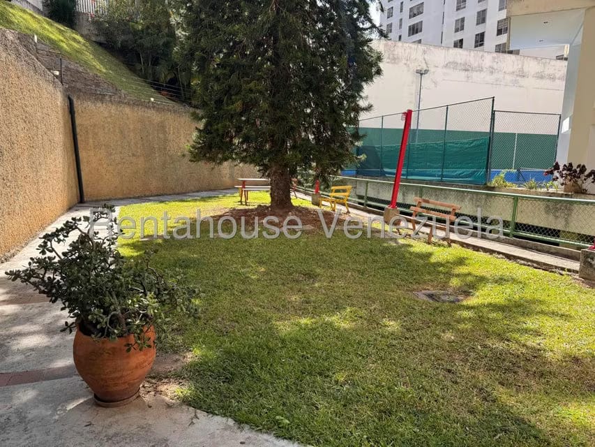 Apartamento (1 Nivel) en Venta en Los Naranjos del Cafetal, Distrito Metropolitano - 24