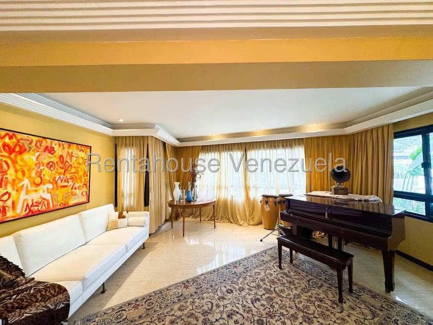 Apartamento (1 Nivel) en Venta en Los Palos Grandes, Distrito Metropolitano - 12