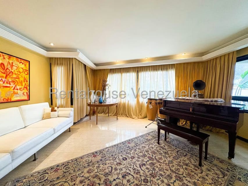Apartamento (1 Nivel) en Venta en Los Palos Grandes, Distrito Metropolitano - 13
