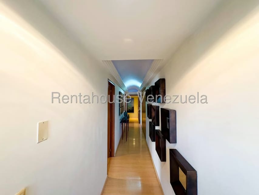 Apartamento (1 Nivel) en Venta en Los Palos Grandes, Distrito Metropolitano - 31