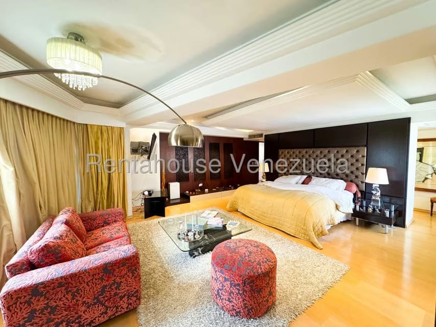 Apartamento (1 Nivel) en Venta en Los Palos Grandes, Distrito Metropolitano - 32