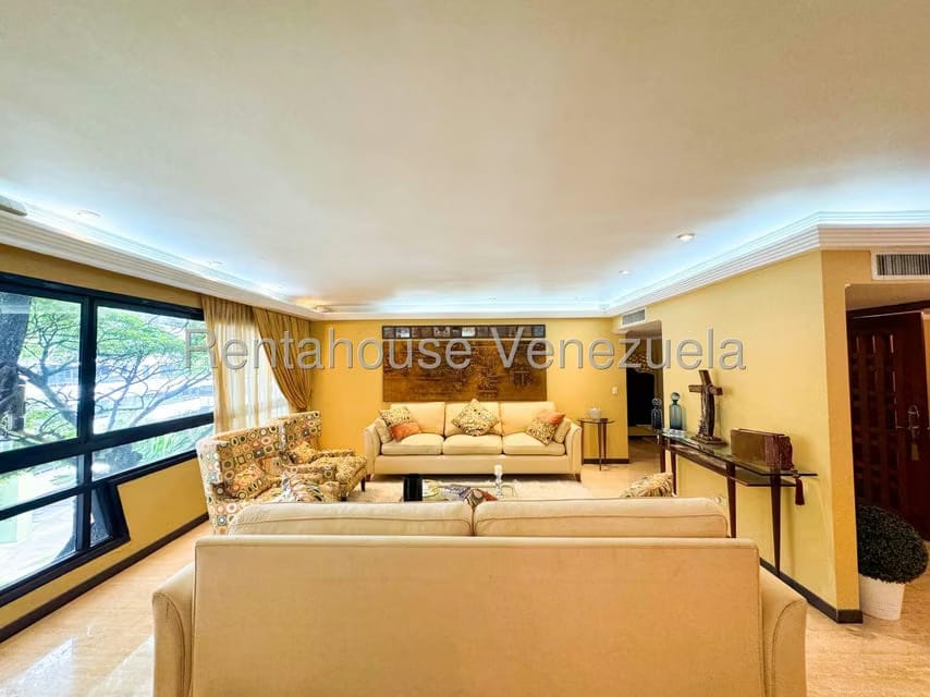 Apartamento (1 Nivel) en Venta en Los Palos Grandes, Distrito Metropolitano - 5