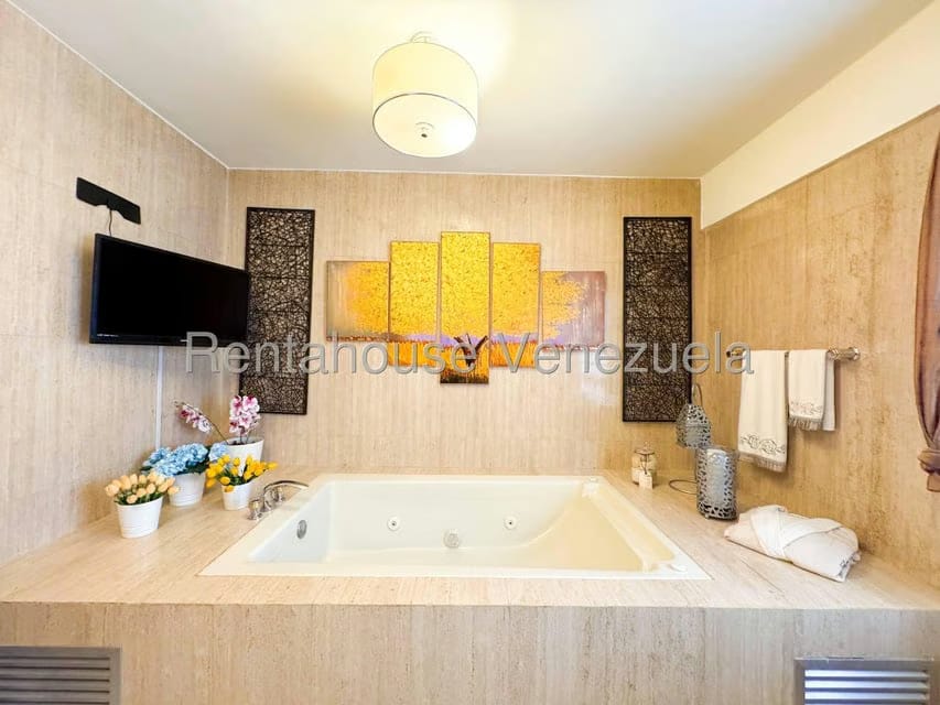 Apartamento (1 Nivel) en Venta en Los Palos Grandes, Distrito Metropolitano - 41