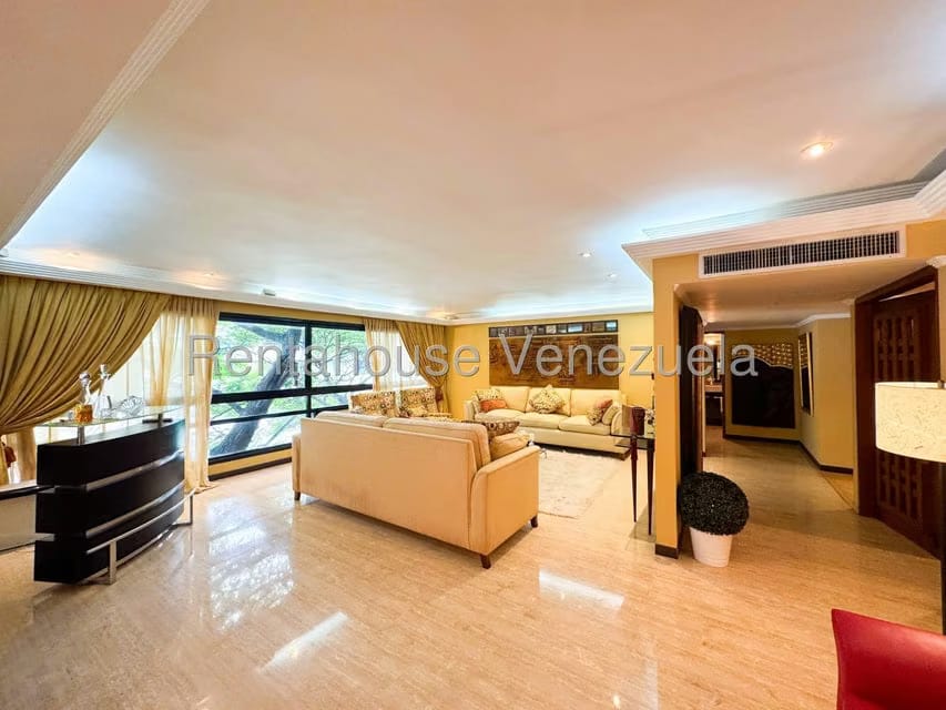 Apartamento (1 Nivel) en Venta en Los Palos Grandes, Distrito Metropolitano - 6