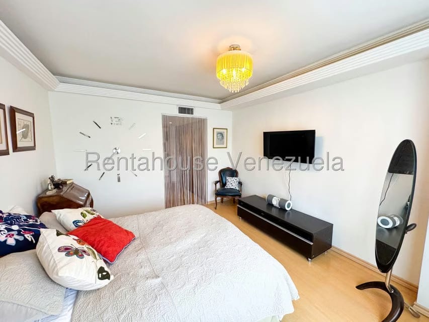 Apartamento (1 Nivel) en Venta en Los Palos Grandes, Distrito Metropolitano - 53