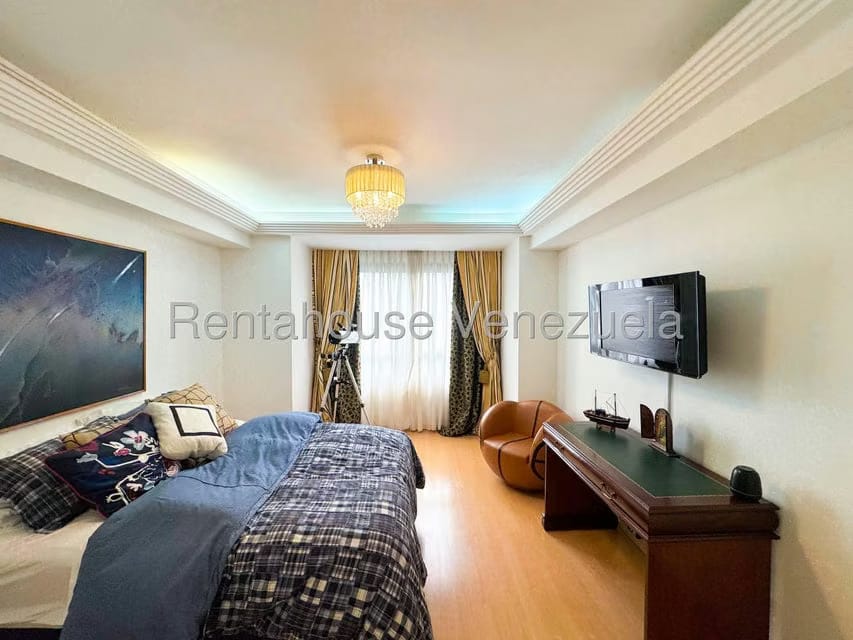 Apartamento (1 Nivel) en Venta en Los Palos Grandes, Distrito Metropolitano - 54