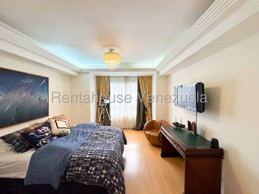 Apartamento (1 Nivel) en Venta en Los Palos Grandes, Distrito Metropolitano - 55