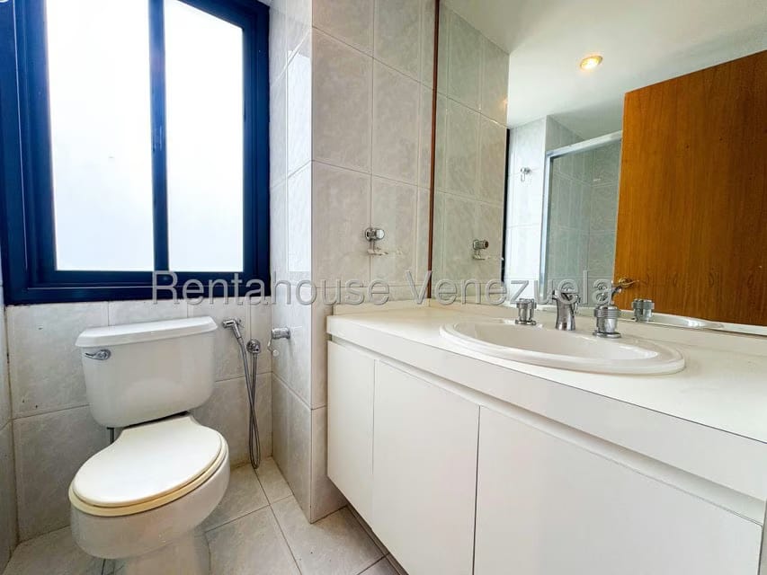 Apartamento (1 Nivel) en Venta en Los Palos Grandes, Distrito Metropolitano - 61