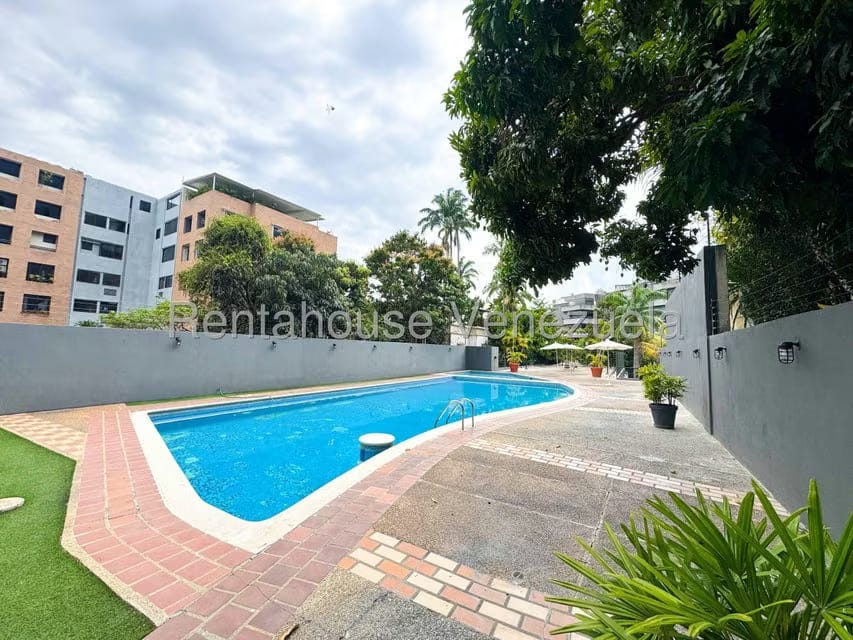 Apartamento (1 Nivel) en Venta en Los Palos Grandes, Distrito Metropolitano - 64