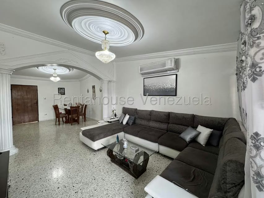 Apartamento (1 Nivel) en Venta en Centro, Portuguesa - 4