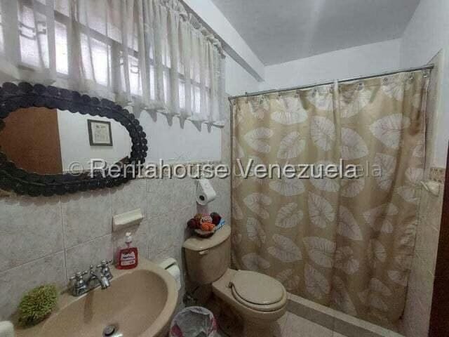 Casa (Multipes Niveles) en Venta en Club de Campo, Miranda - 25
