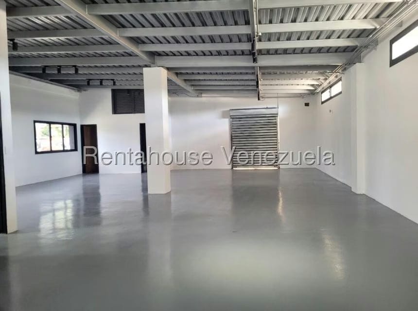 Comercial (Local Comercial) en Alquiler en Boleita Norte, Distrito Metropolitano - 12
