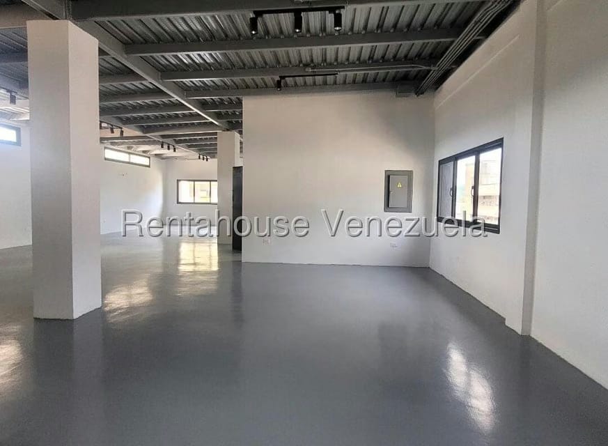 Comercial (Local Comercial) en Alquiler en Boleita Norte, Distrito Metropolitano - 6
