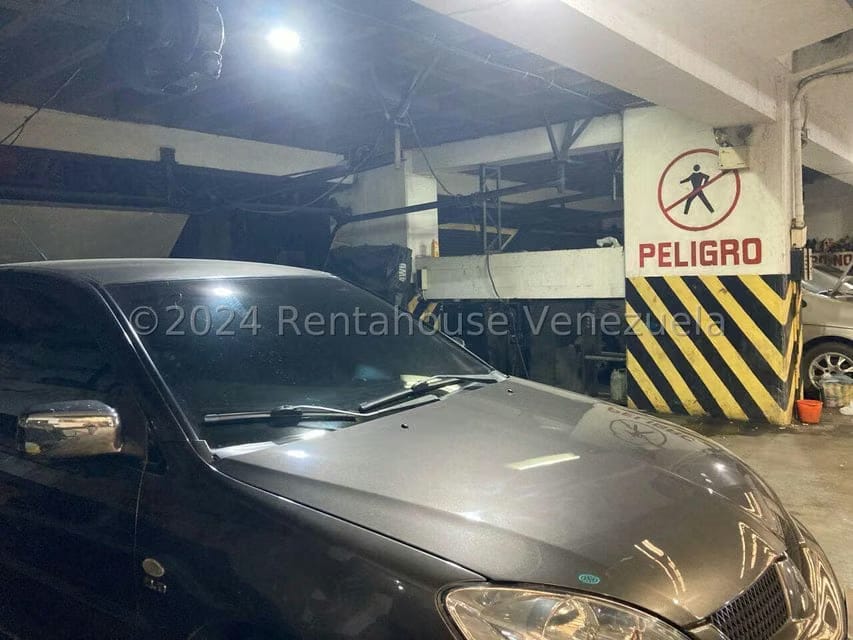 Comercial (Local Comercial) en Alquiler en Parroquia La Candelaria, Distrito Metropolitano - 16