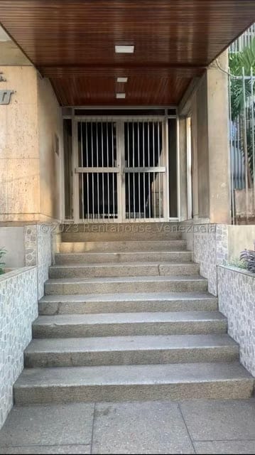 Apartamento (1 Nivel) en Venta en Santa Monica, Distrito Metropolitano - 2