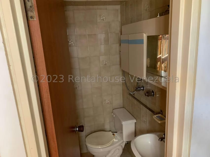 Apartamento (1 Nivel) en Venta en Santa Monica, Distrito Metropolitano - 17