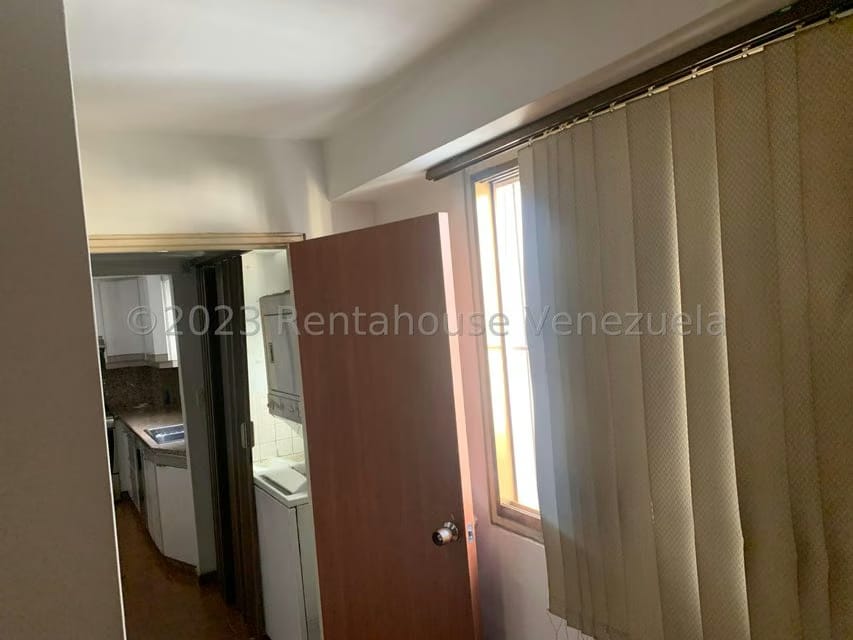 Apartamento (1 Nivel) en Venta en Santa Monica, Distrito Metropolitano - 18