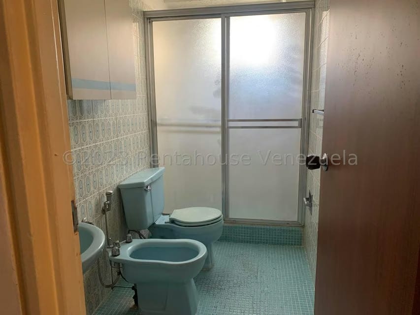 Apartamento (1 Nivel) en Venta en Santa Monica, Distrito Metropolitano - 19