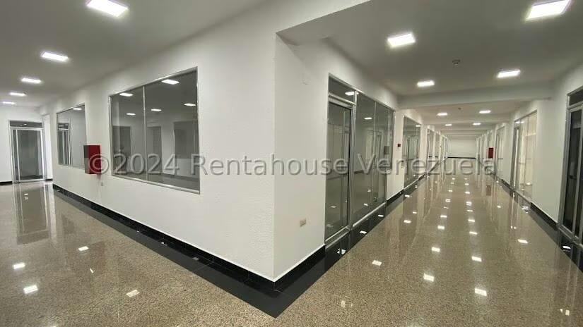 Comercial (Local Comercial) en Alquiler en La 'L', Zulia - 7