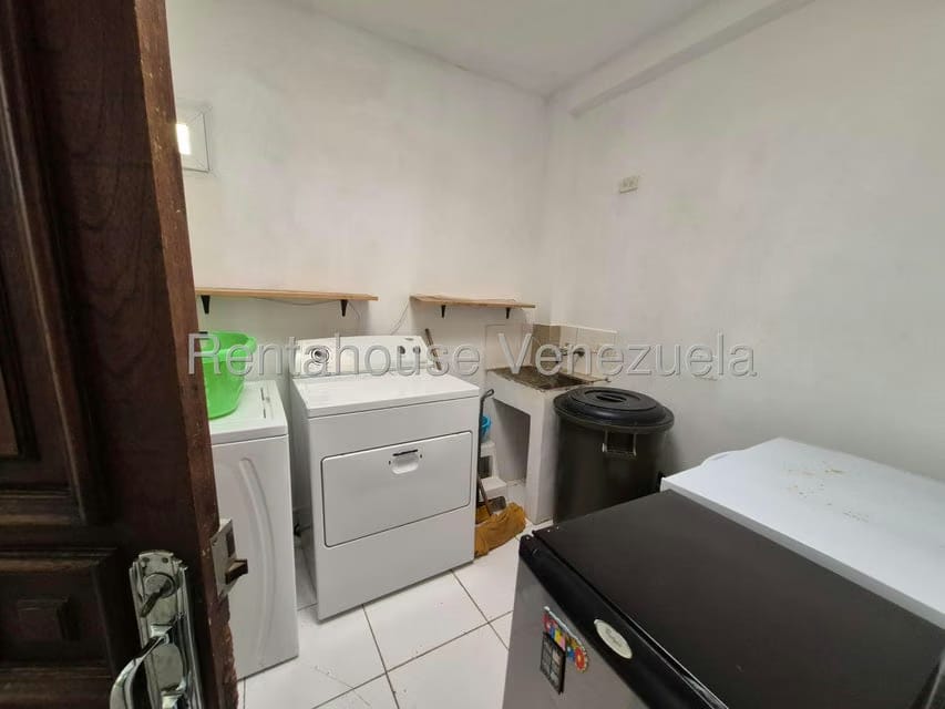 Townhouse (Duplex) en Venta en Loma Linda, Distrito Metropolitano - 19